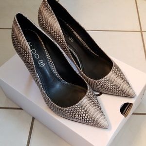 Aldo snake print pumps